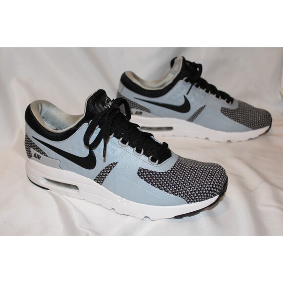 Nike Men’s Air Max Zero Essential Sneaker Black Wolf Grey SZ 10 NIB - Picture 3 of 6